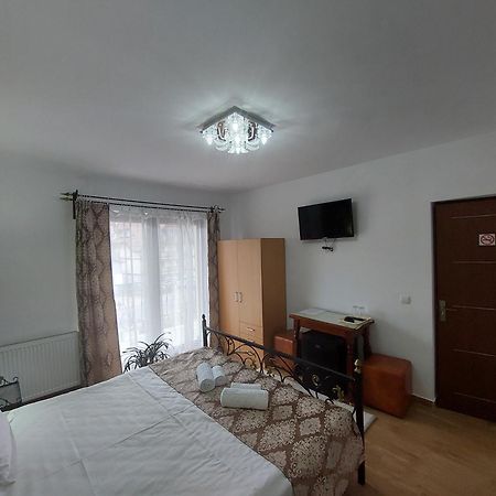 Fulg De Nea Hotel Sinaia Ngoại thất bức ảnh